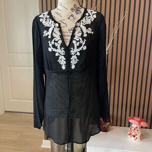 I.E. Woman‎ Silk Tunic Blouse Women Small Black Embriodered Sheer Chiffon